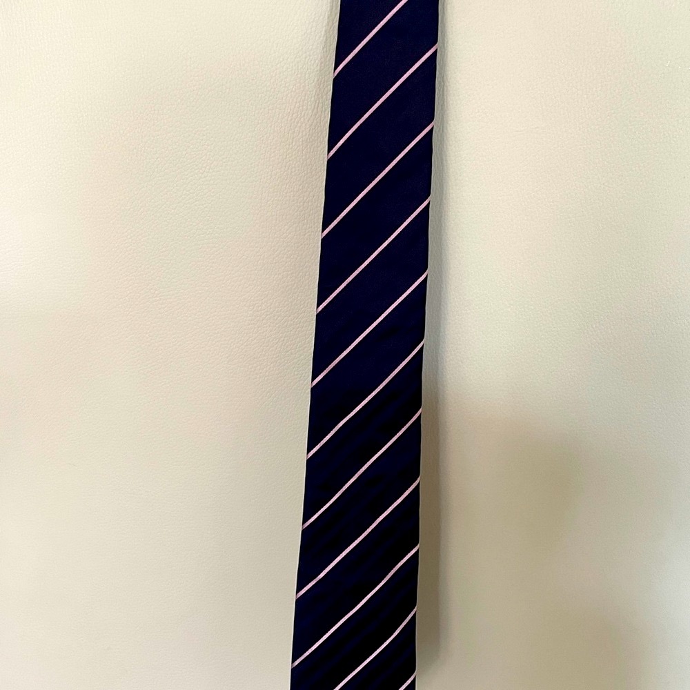 Hugo Boss Navy and Pink Striped Tie